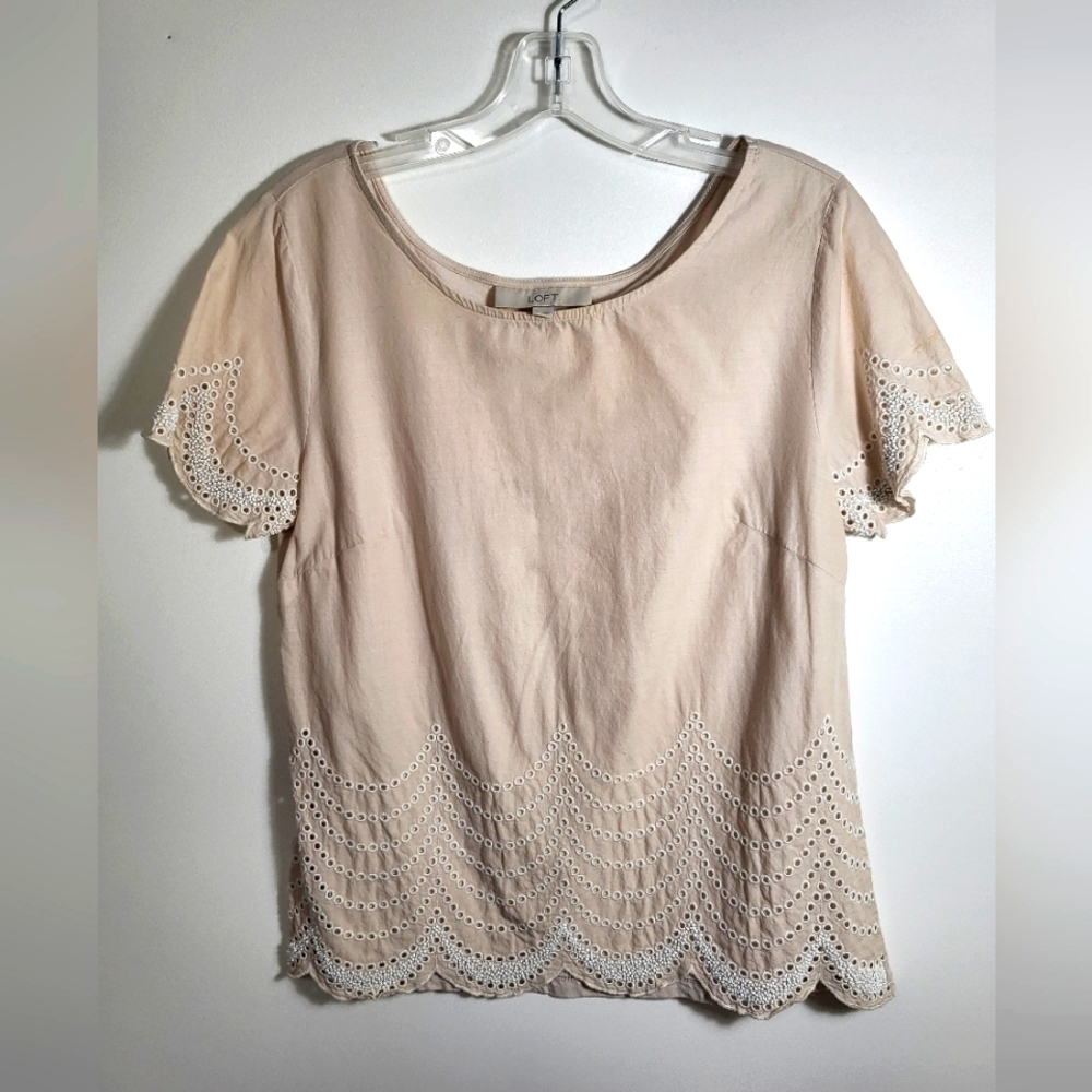 LOFT cream short sleeve w/eyelet hem  women's S  #2335